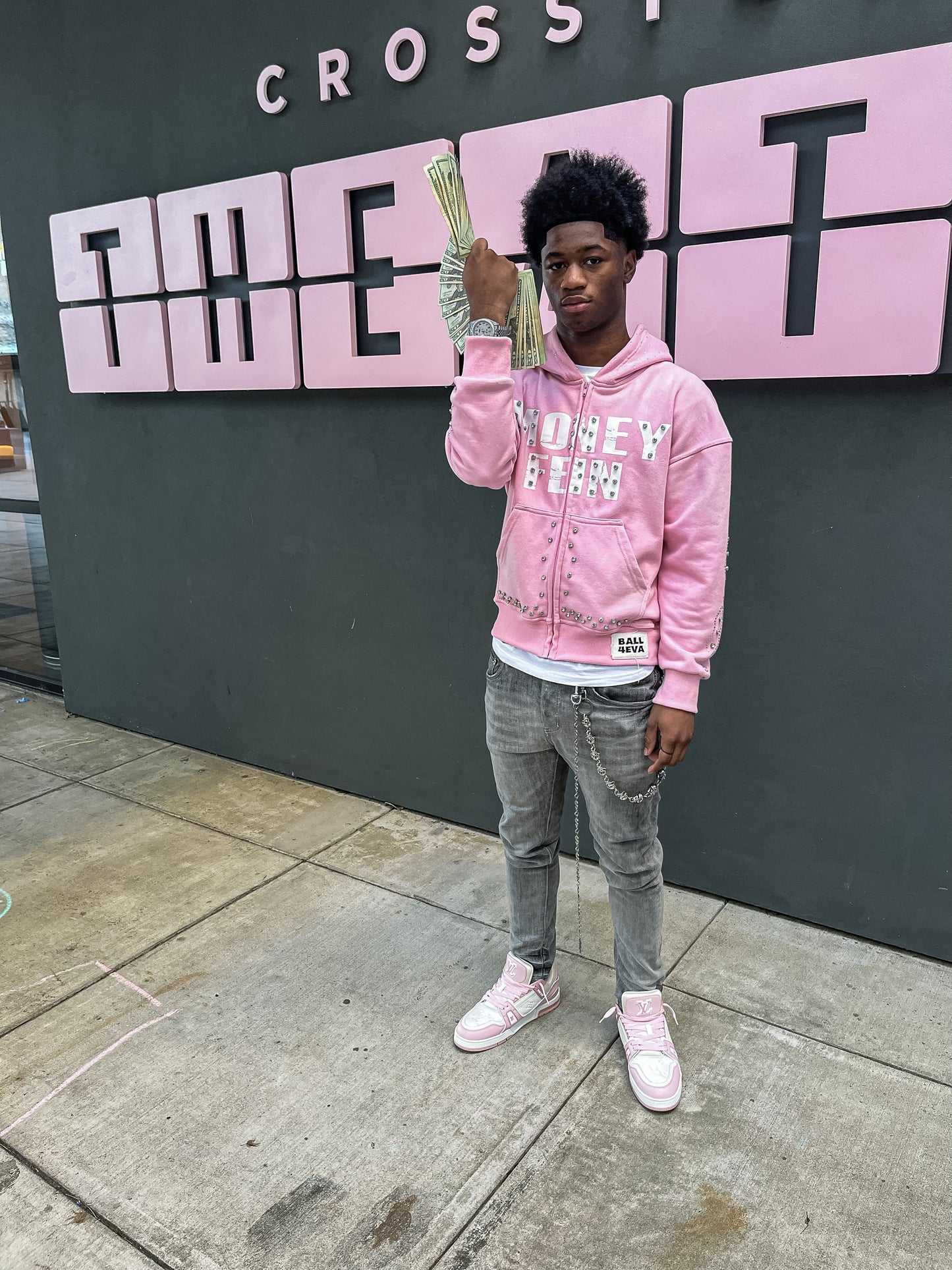 M/F “bubblegum” zip-up💗
