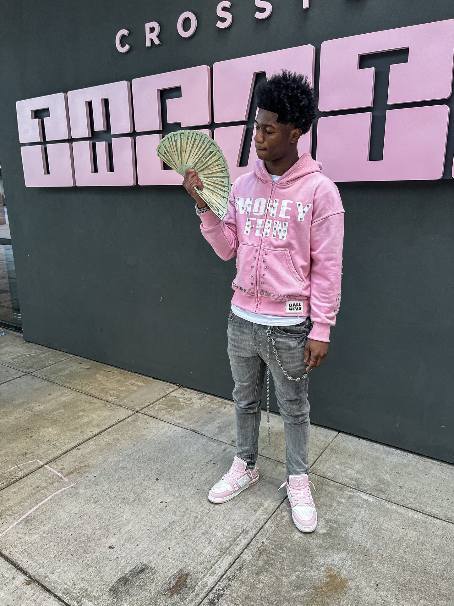 M/F “bubblegum” zip-up💗